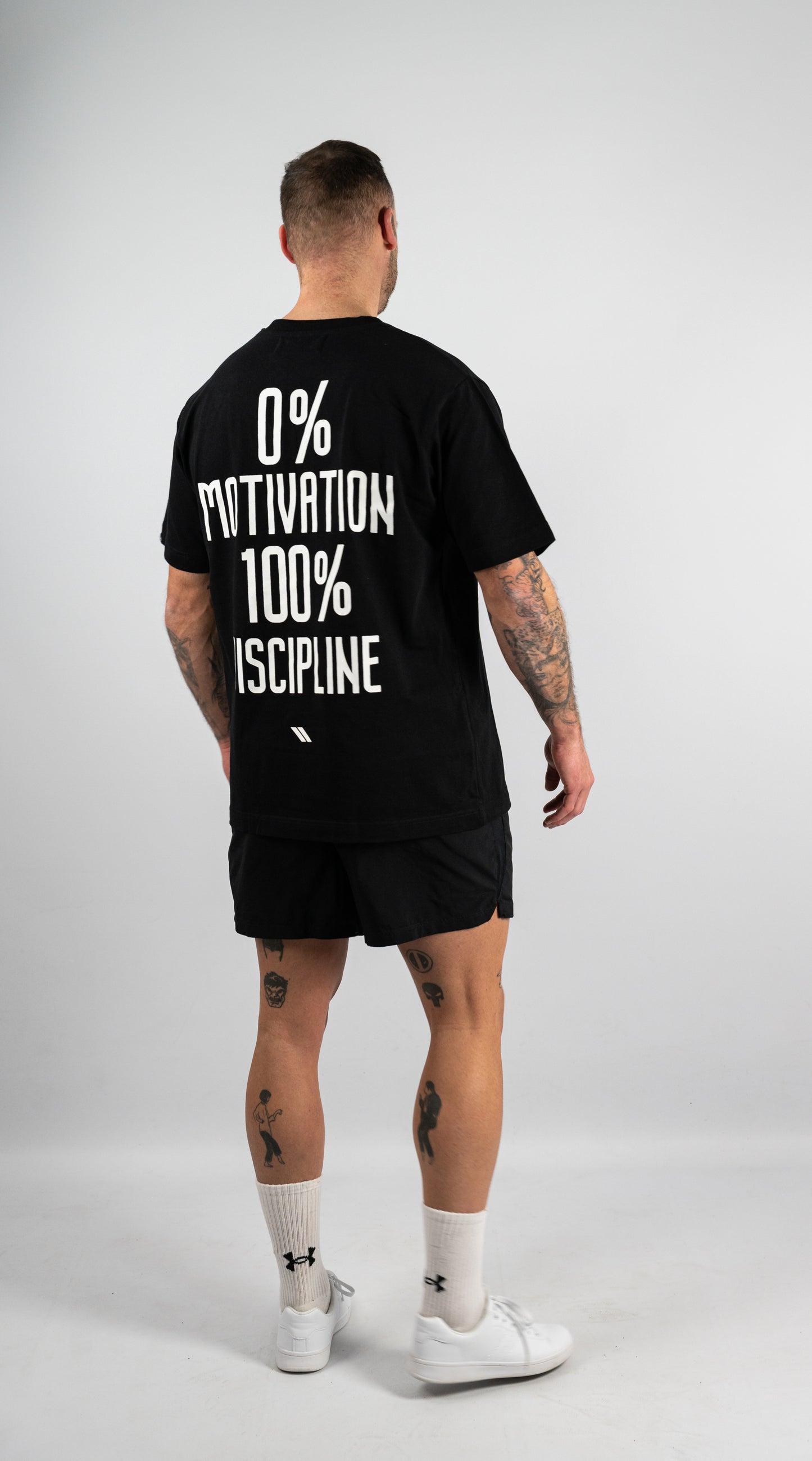 0% MOTIVATION 100% DISCIPLINE OVERSIZE BLACK