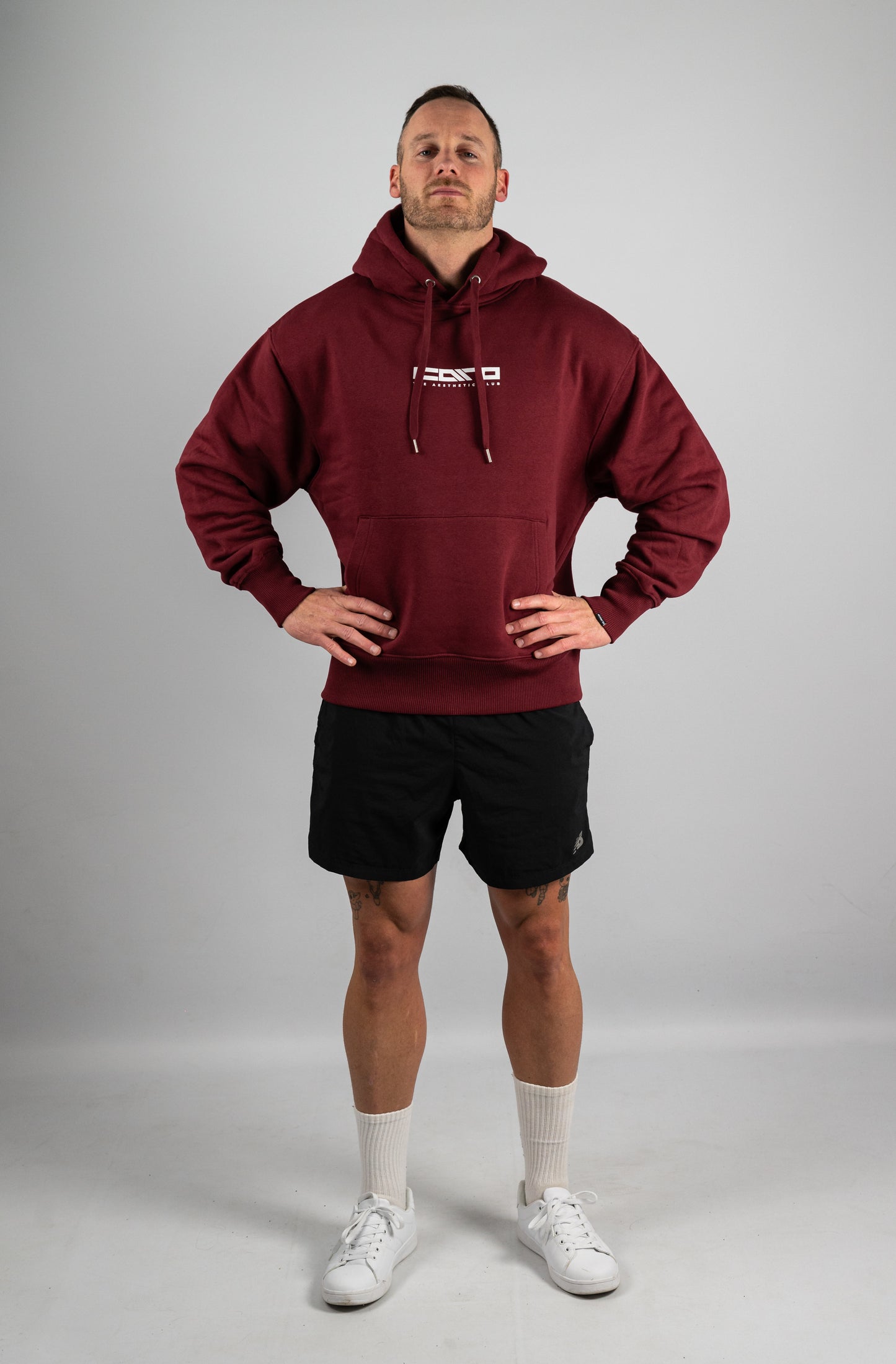 0% MOTIVATION 100% DISCIPLINE HOODIE BURGUNDY
