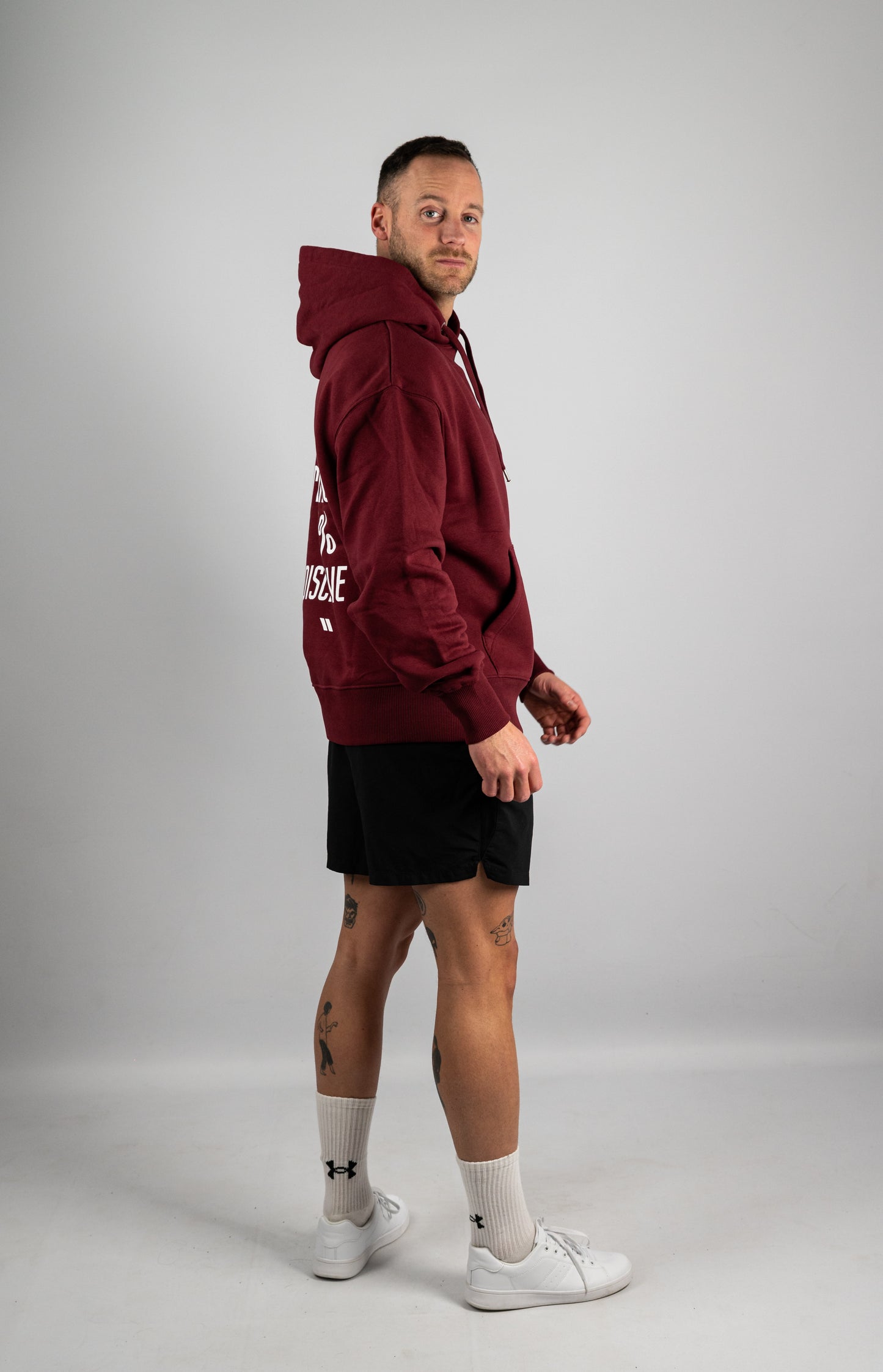 0% MOTIVATION 100% DISCIPLINE HOODIE BURGUNDY