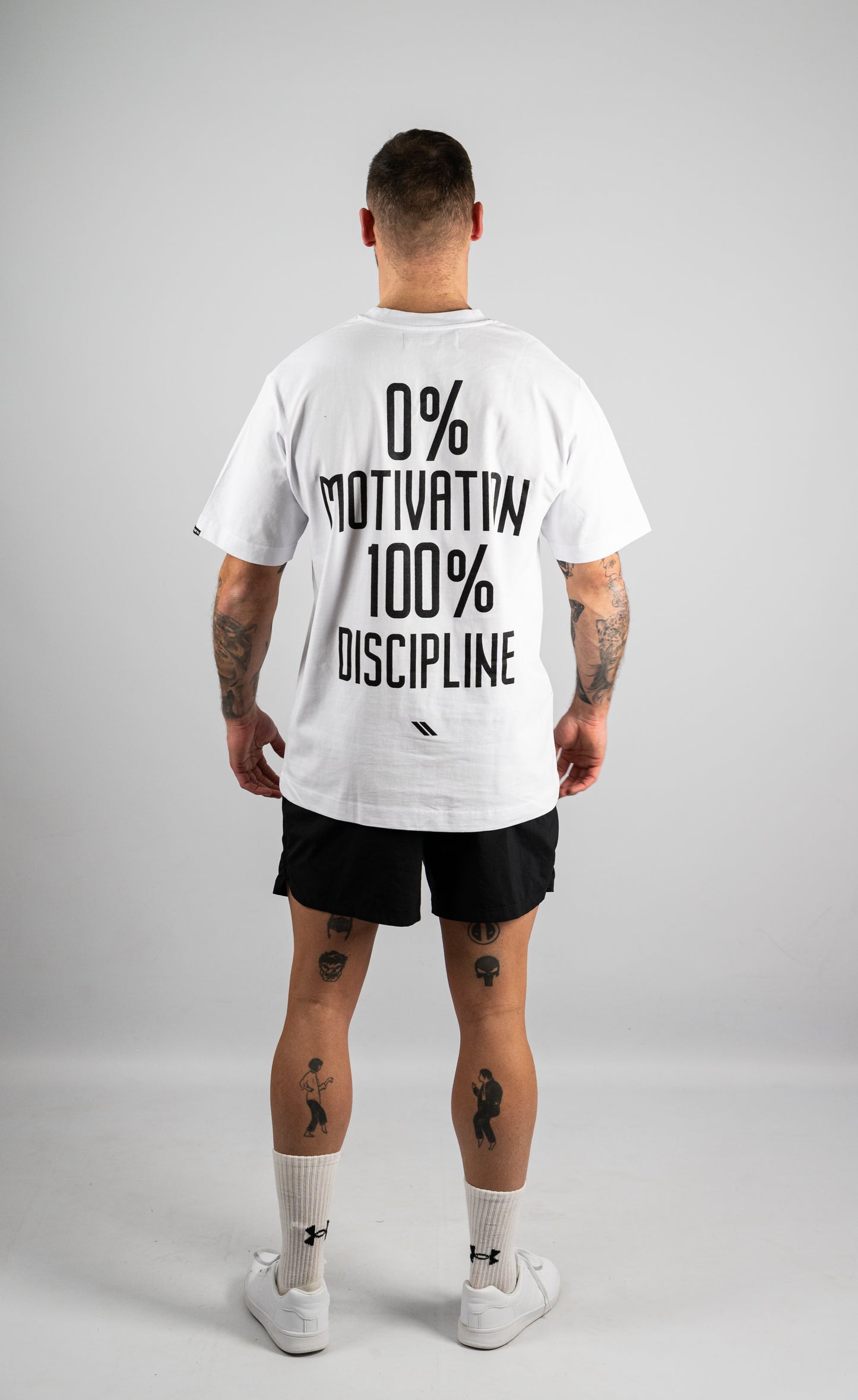 0% MOTIVATION 100% DISCIPLINE OVERSIZE WHITE